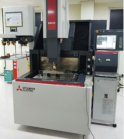 CNC ELECTRIC DISCHARGE MACHINE 1