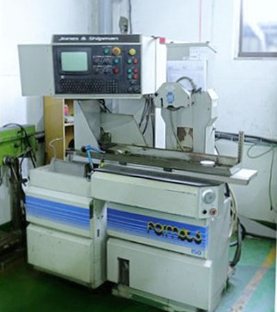 CNC GRINDING MACHINE